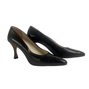 Fia’le Black Leather Pumps